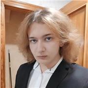 Estudiante de Universidad, tercer año de Filología Inglesa de nivel B2 (FCE) en Ingles